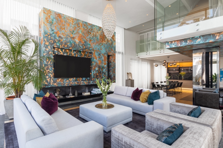 6 Bedroom Property for Sale in Bantry Bay Western Cape